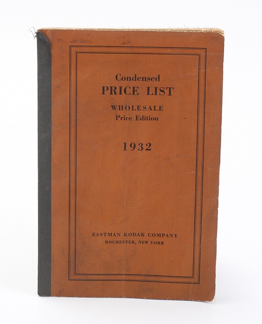 KODAK CONDENSED PRICE LIST 1932 WHOLESALE WRITTEN IN/cks/200118 KODAK CONDENSED PRICE LIST 1932 WHOLESALE WRITTEN IN/cks/200118