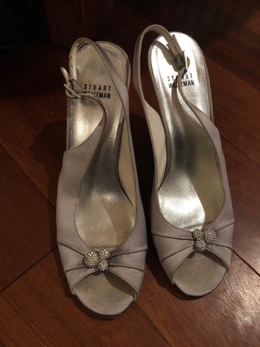 Stuart Weitzman Silver Heels Size 9 M - Picture 2 of 7