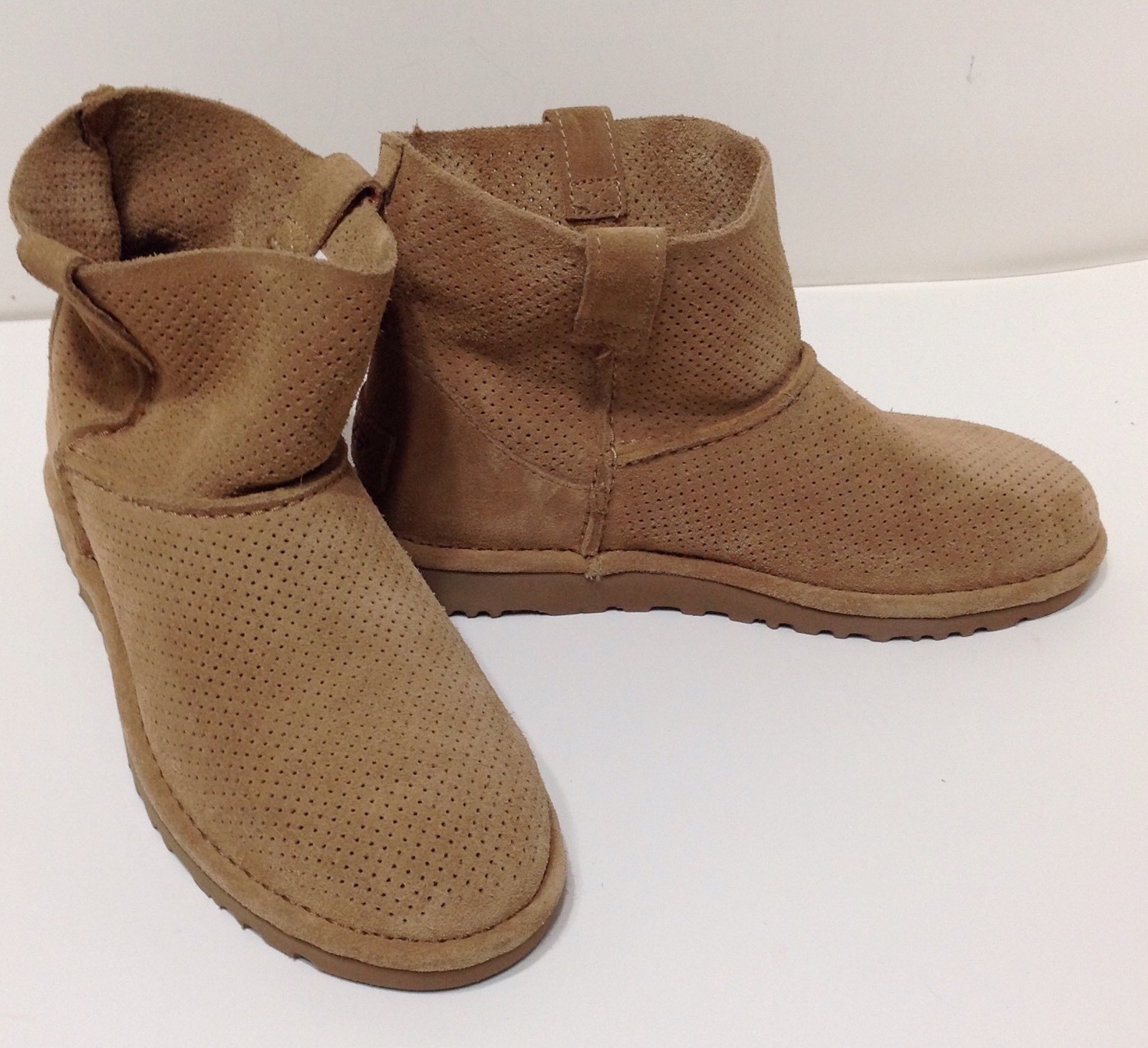 classic unlined leather bootie