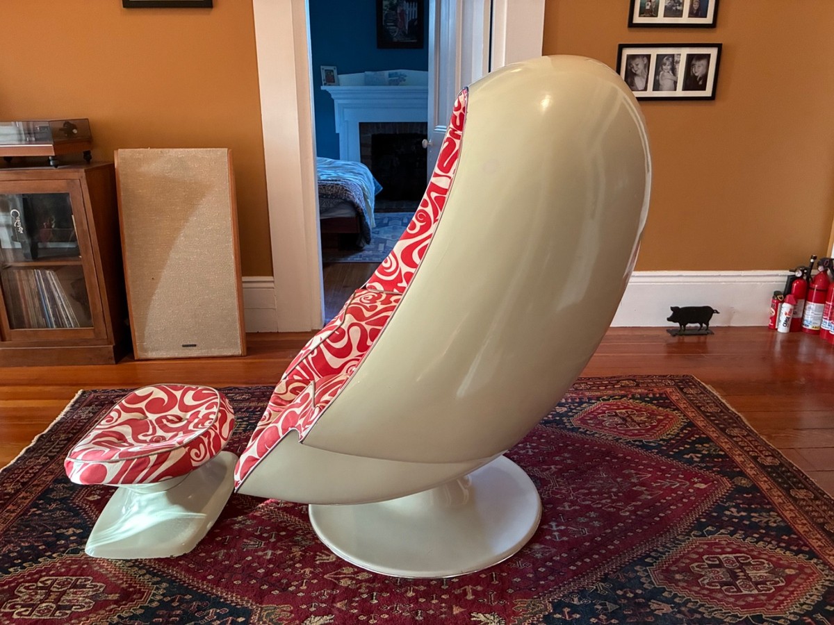 Lee West 'Alpha' Stereo Egg Chair / Ottoman - Vintage with