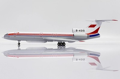 China Air Force Tupolev TU-154M B-4015 1:200 Metallflugzeug JC Wings P2000401