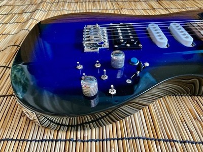 Aria Pro II MA SSH ST type Blue burst 3.2kg Electric Guitar Used