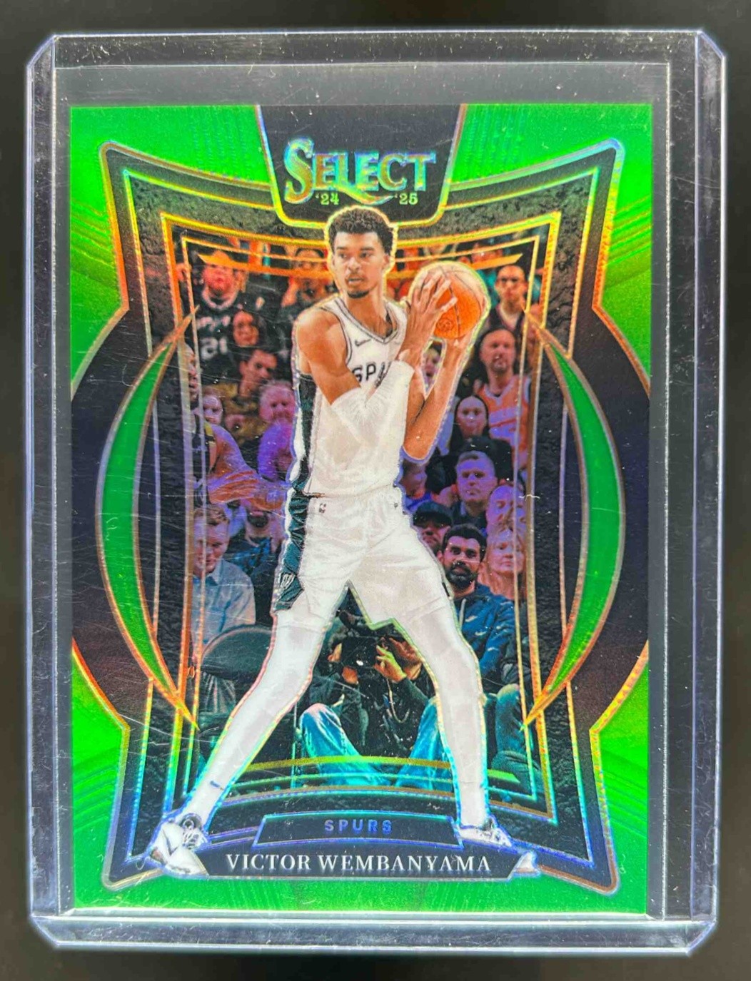 2024-25 Select Victor Wembanyama Concourse Neon Green Prizm #23/75 Spurs