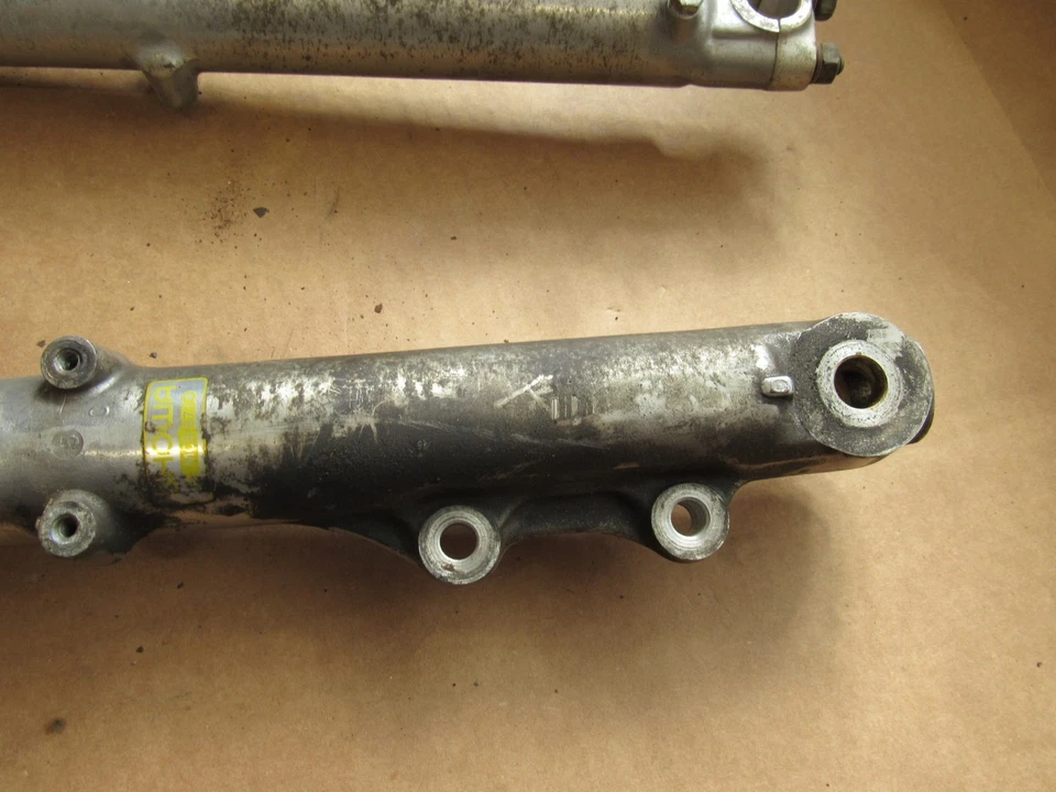 Honda CM400T 1979 horquillas delanteras tubos patas Foto 4 de 4