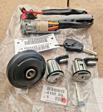 Citroen Xsara Picasso Ignition Doors Fuel Flap Lock Set 4162s0 New Genuine Citroen Xsara Picasso Ignition Doors Fuel Flap Lock Set 4162s0 New Genuine