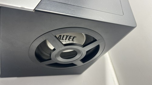 Boombox Altec Lansing iMT800 inMotion - Base para iPod de 30 pines con ecualizador, FM, auxiliar - Imagen 9 de 11