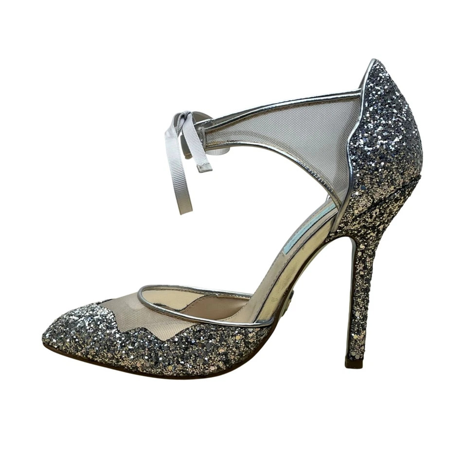 Tacones altos Betsey Johnson para mujer plateados de malla brillante estela de aguja talla 7 Foto 4 de 4