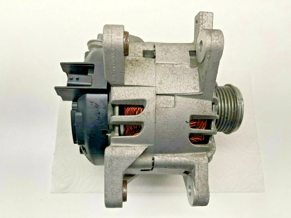 Alternador VALEO para Nissan Rogue 2014 2015 2016 2017 2018 2,5 L 23100-4BA0A Foto 2 de 4