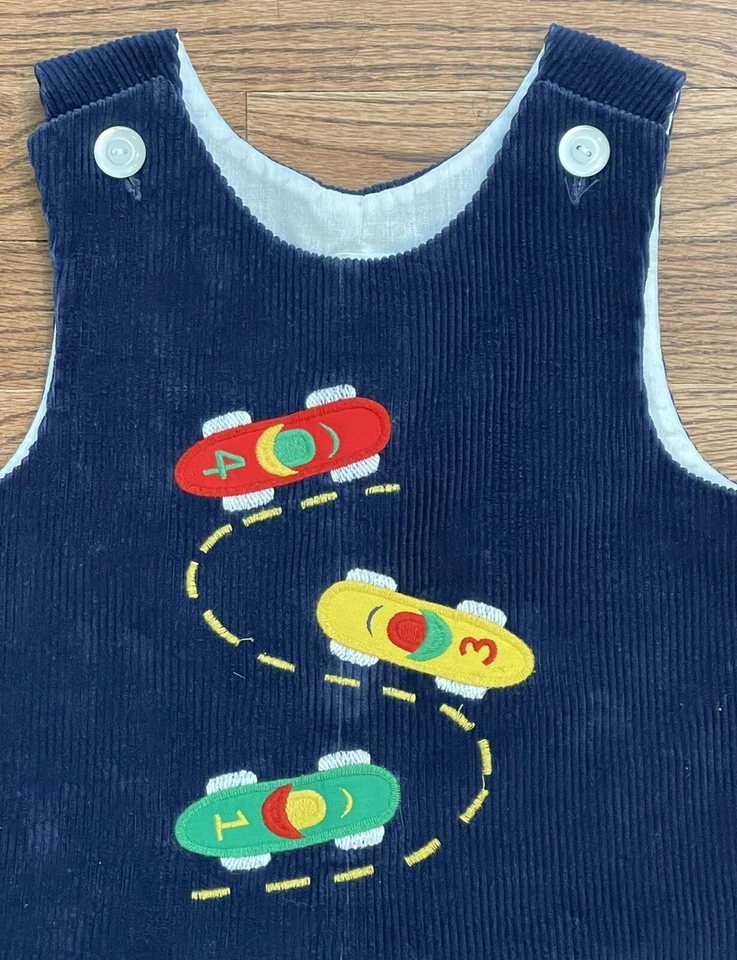 Mameluco de colección Kelly's Kids azul marino pana aplique de coche de carreras talla 1 Foto 2 de 4