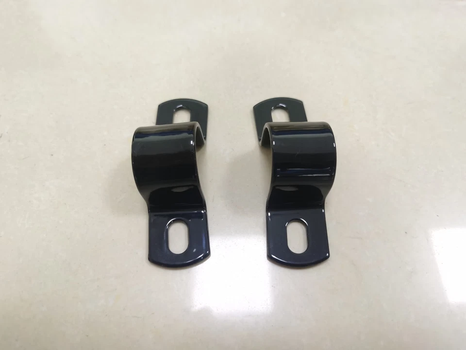 Abrazadera en U de montaje de guardabarros trasero negra para Harley UL 1938-1947 EL FL Hydra Glide FLEF Foto 3 de 4