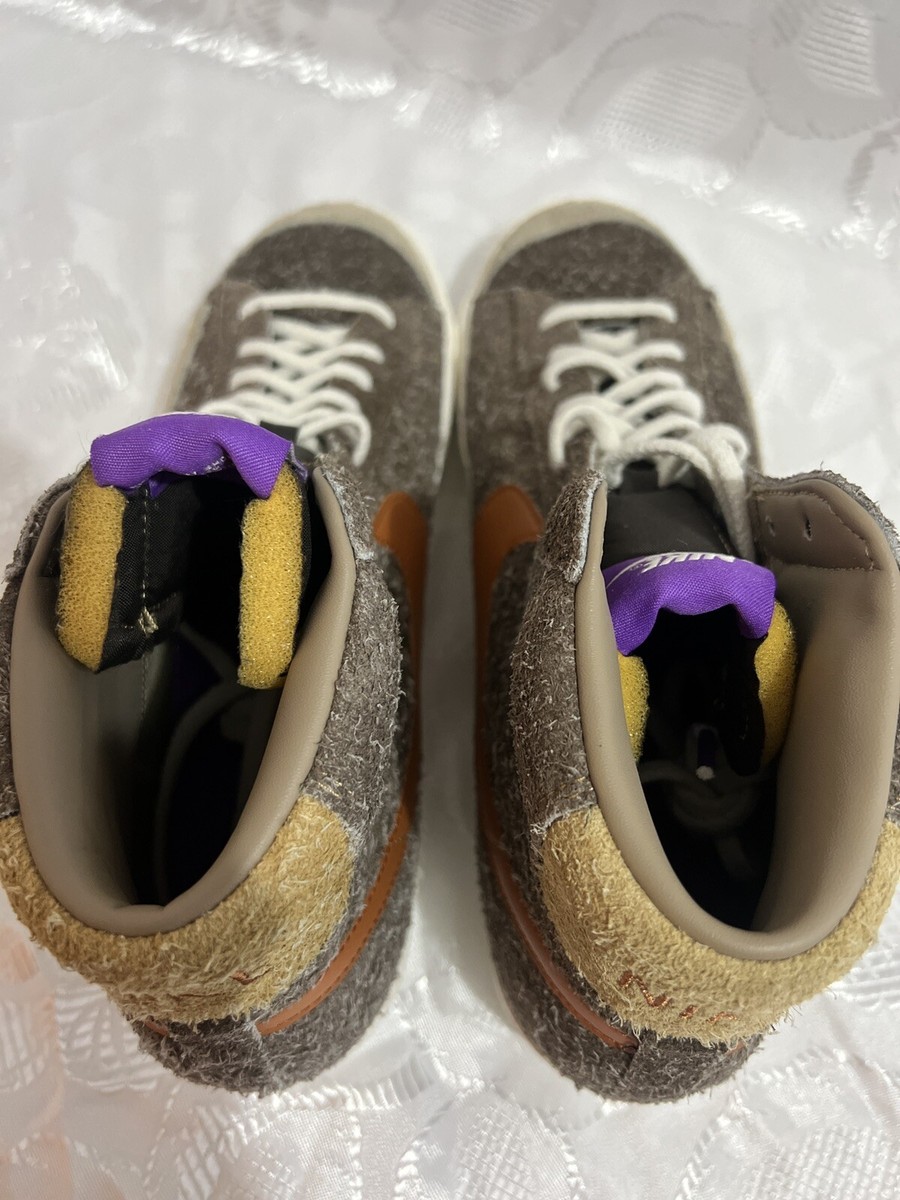 NIKE BLAZER MID 