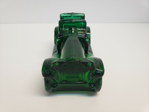 VINTAGE AVON GREEN GLASS CAR WILD COUNTRY MEN'S COLOGNE DECANTER 6 OZ. Brand new - Picture 4 of 9