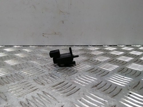 BMW 5 E39 Vakuumventil 1742712 2.20 Petrol 125kw 2002 28404006