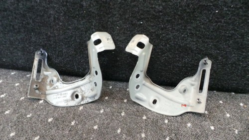 2LM276*  VW Golf Sportsvan Vorne Rechts Links Halterung Kotflügel 510821136C