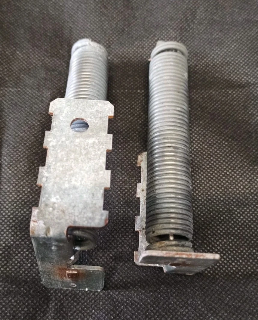 Clip per rastrelliera cestello inferiore (8 pezzi) - Lavastoviglie - BOSCH - 1664188713411122880 Clip per rastrelliera cestello inferiore (8 pezzi) - Lavastoviglie - BOSCH - 1664188713411122880