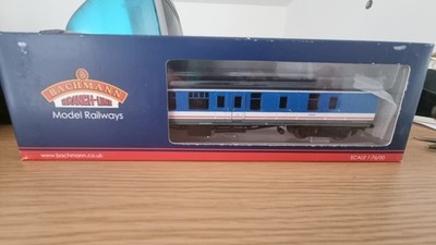 Bachmann 39-082B BR MK1 Reisebus gebremst zweites Korridornetz Südost NSE