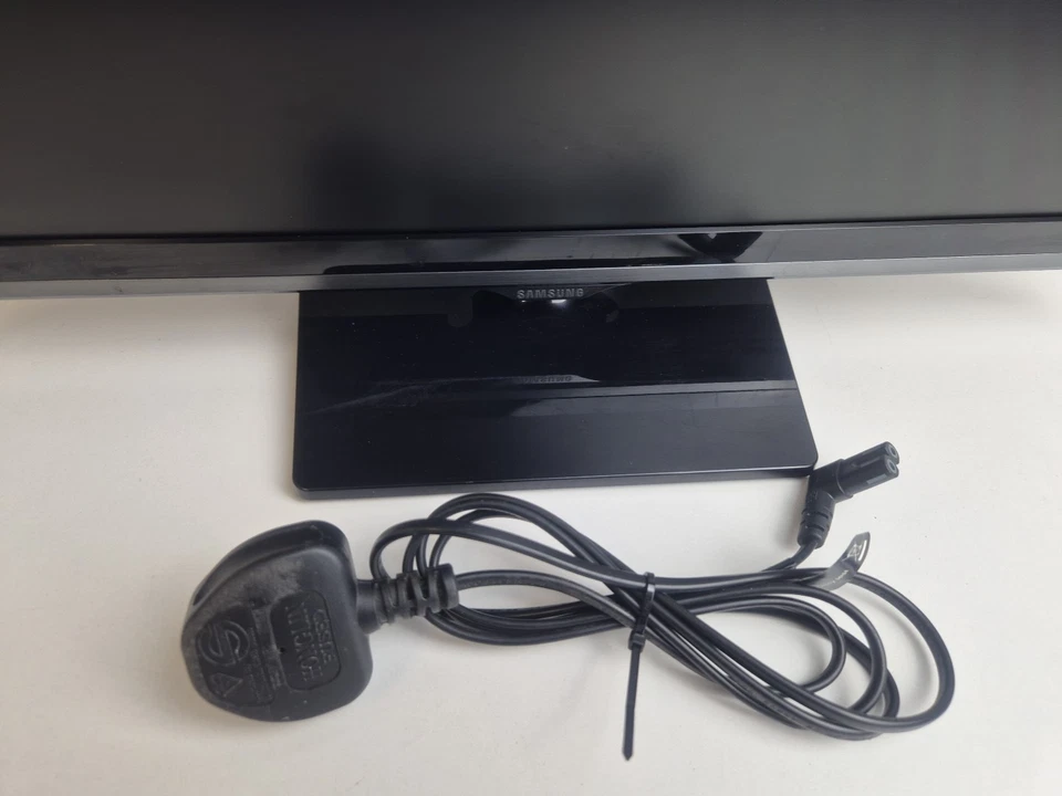 Samsung UE22K5000AK 5 Series 22" LED Backlit LCD TV Full HD Power Cable - Image 2 of 4