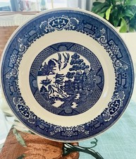 Vintage Blue/white Willow ware Chop Plate A Royal China 12.2  underglaze EUC