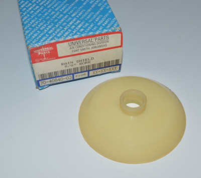 Universal Parts 3-1/2'' Plastic Rain Shield 5/8'' Bore New
