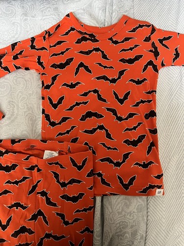 Gap Boy Girl PJs Pajama 6 Halloween Orange Black Bats LS Two-piece - Picture 2 of 8