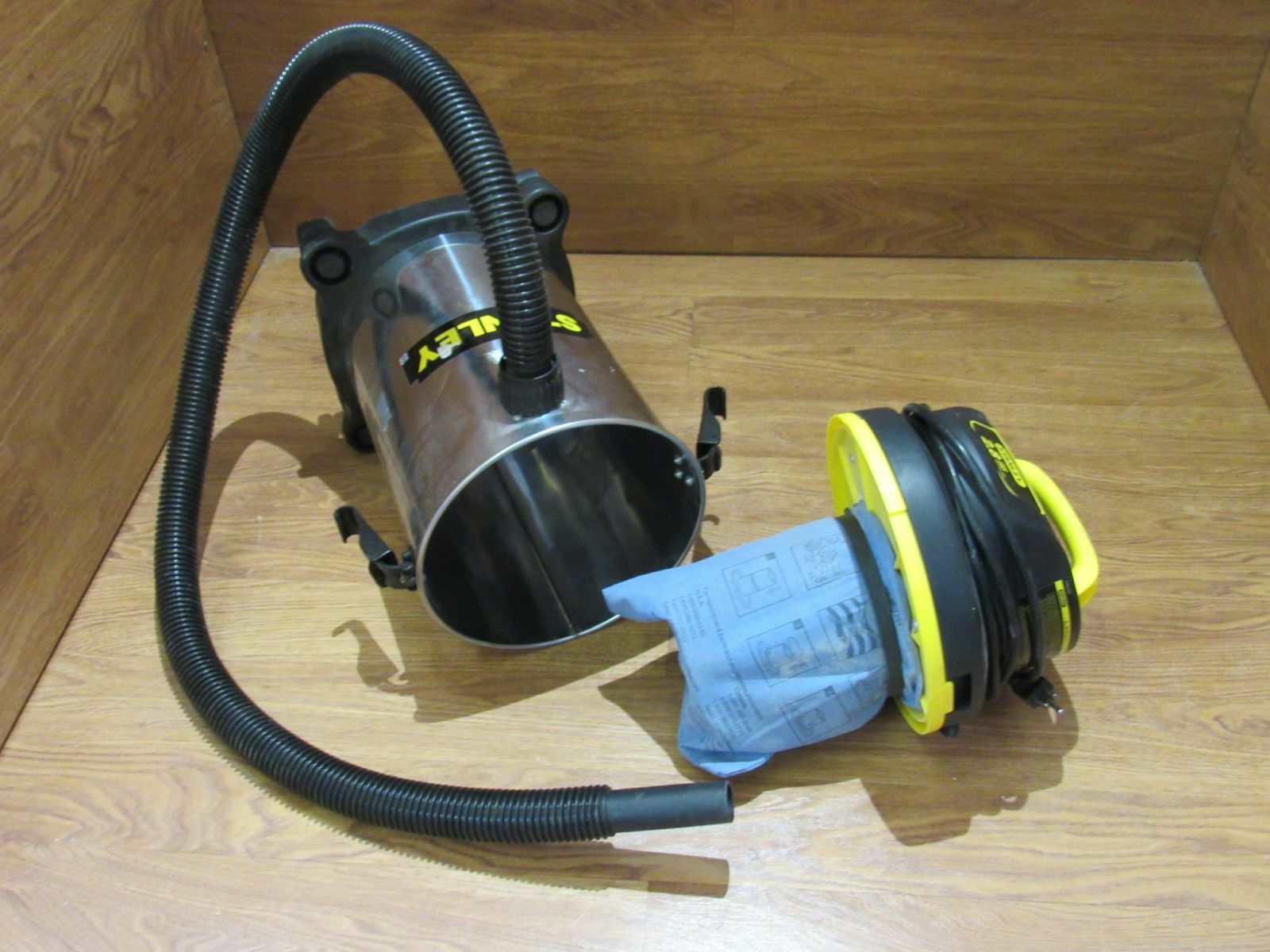 Stanley 2.8 Peak HP Wet/Dry Vac 4 Gallon 4 HP SL18129 871613002923 eBay