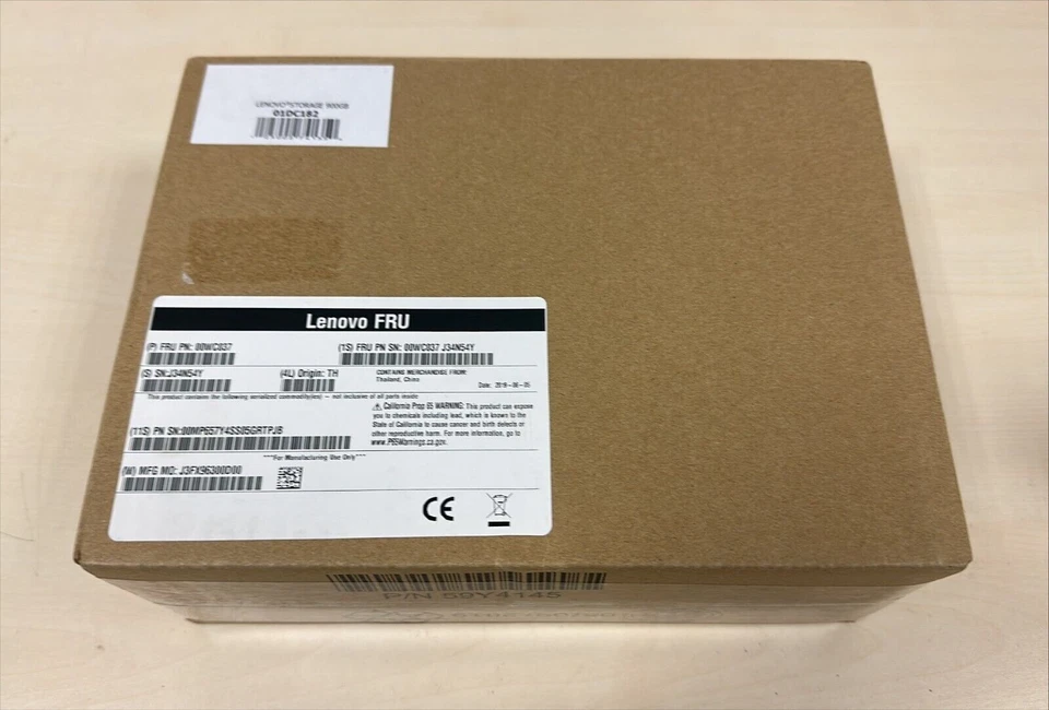 Lenovo Storage 900GB 00WC037 2.5" in 3.5" 10K SAS HDD With Tray - Image 3 of 3