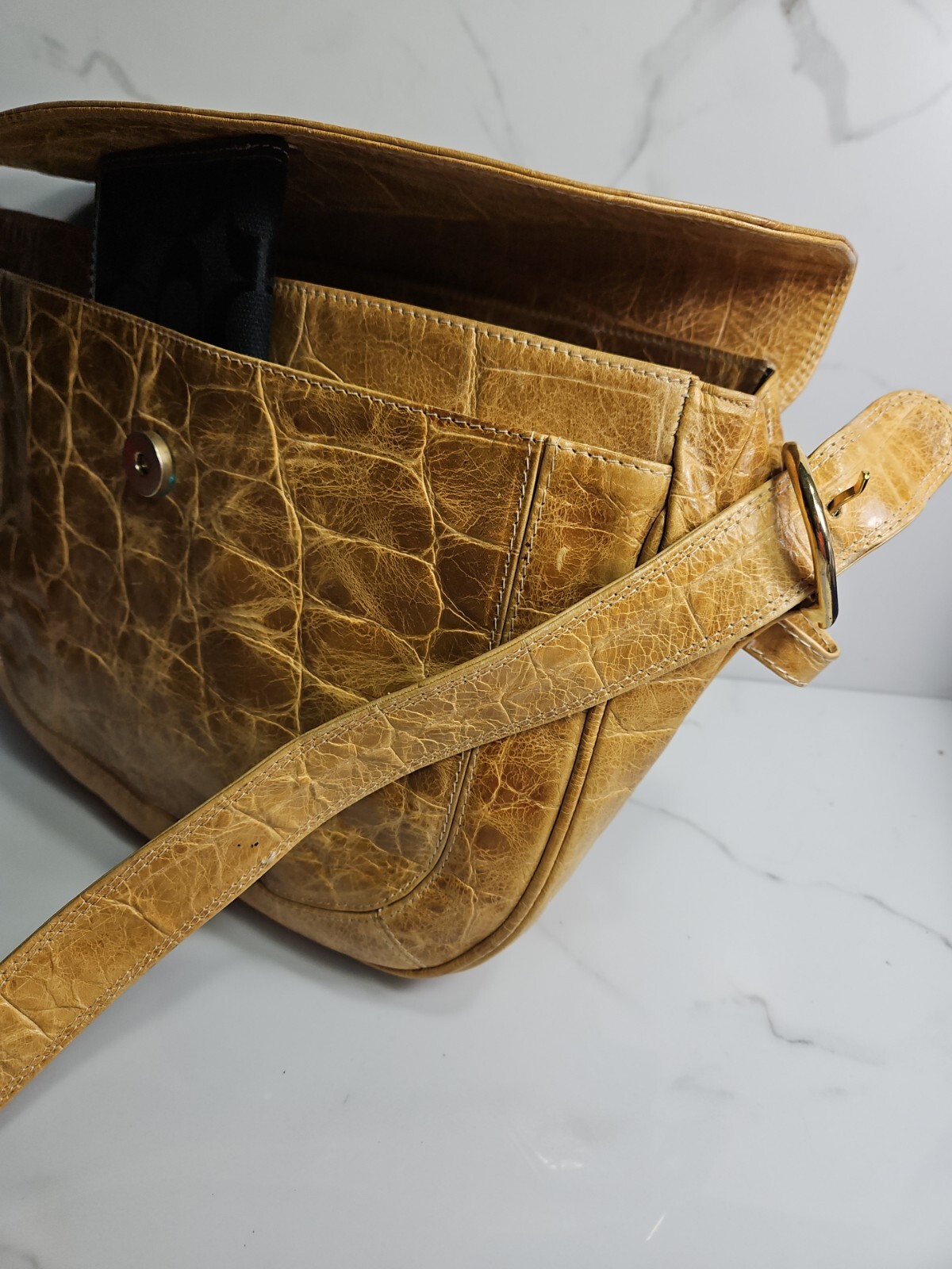 Neiman Marcus Crocodile Embossed Pattern Leather … - image 4