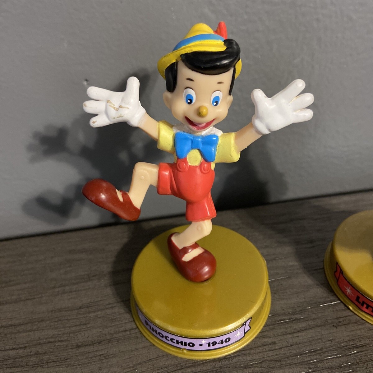 2 Walt Disney 100 Years Of Magic 2002 McDonalds Pinocchio & Little