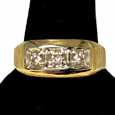 Men's Three Diamond Round Cut 14k Yellow Gold Florentine Finish Ring Vintage 8.5