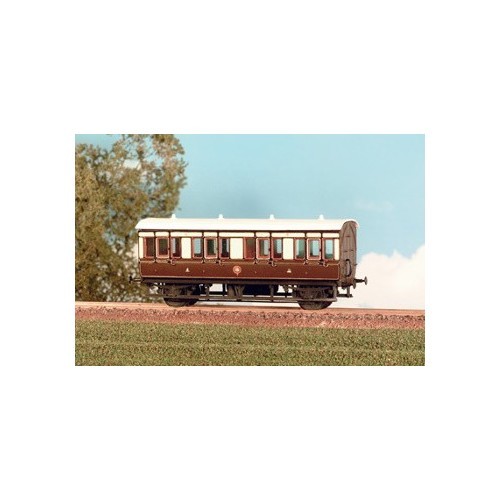 Parkside Coaches detailed plastic model kits in OO gauge - Picture 3 of 15
