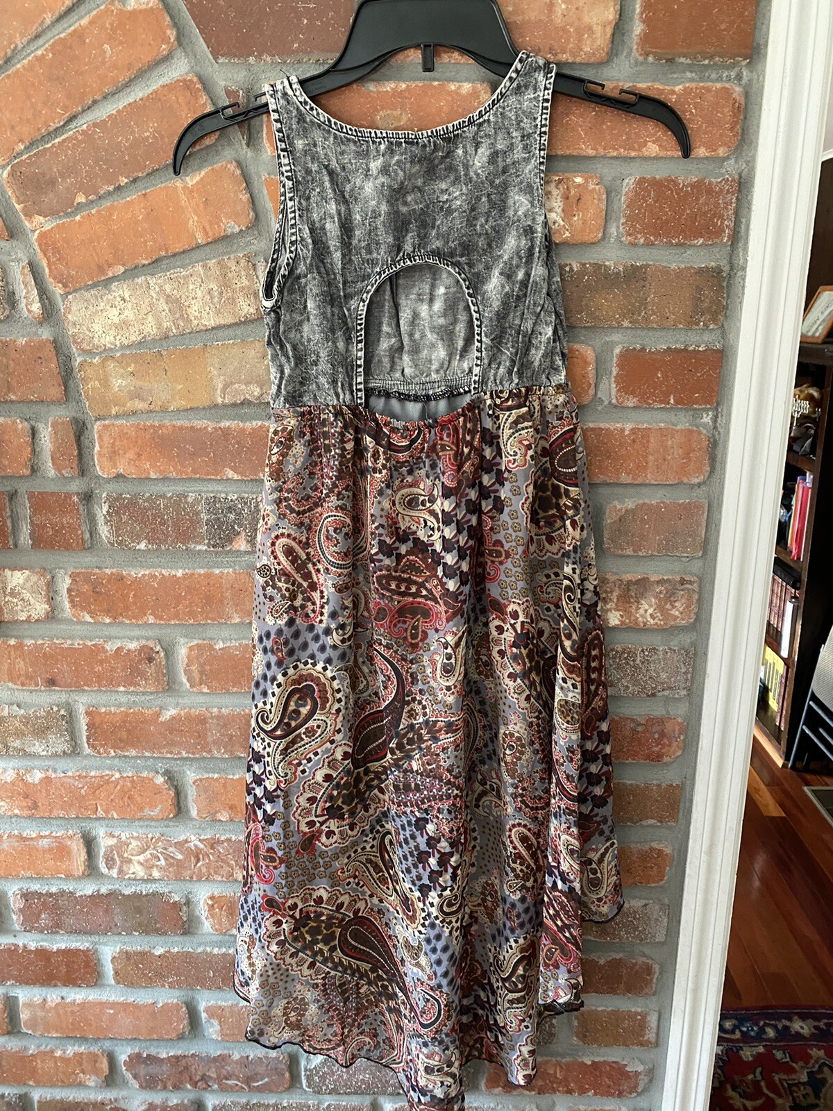 Picture 2 of 5