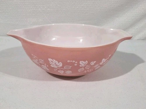 Vintage Pyrex Pink White Gooseberry Cinderella 4 qt Mixing Bowl 444