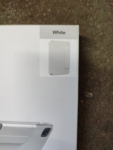 ESR Magnetic Keyboard Case Rebound Series für iPad Pro 12.9 2022/21/20, 18 weiß - Bild 2 von 4