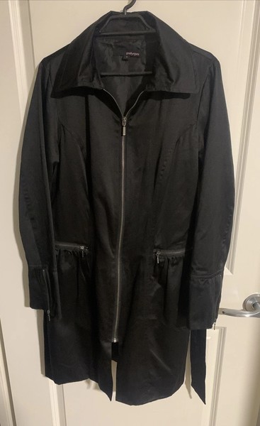 Ladies Size 10 Pretty In Pink Jacket / Trench Coat Black Zips Up Front Pockets
