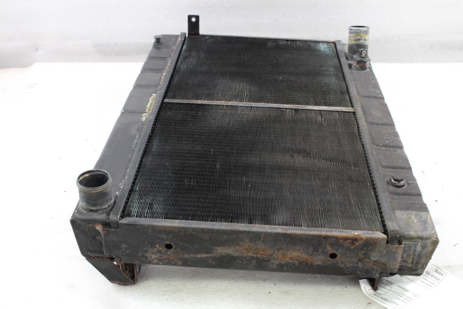 Ferrari 308, Radiator, Rusted, Used, P/N 116286