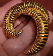 Vintage Monet Brooch Runway Crescent Swirl  2