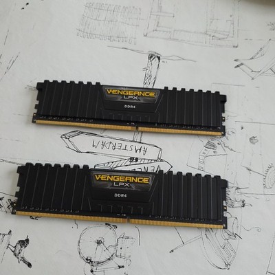Corsair Vengeance LPX 16GB (2x8GB) DDR4-3200 CL16 Gaming RAM CMK16GX4M2B3200C16