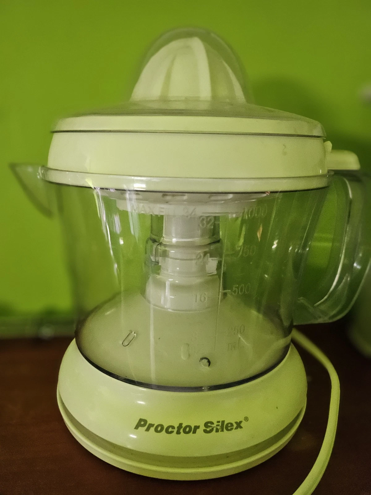 32oz Citrus Juicer - White - 30W