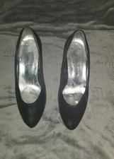 Vintage Saks Fifth Avenue Black Velvet Pumps size 7.5 VGUCsb