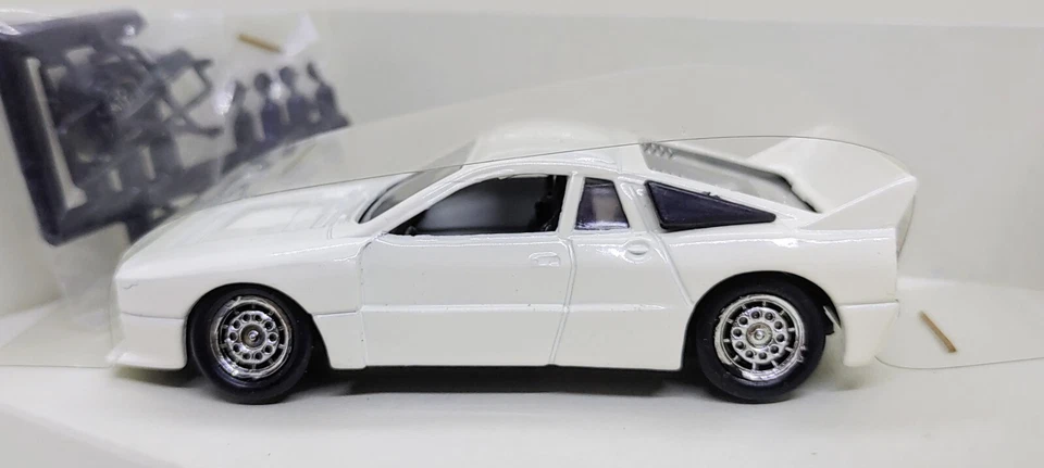 VITESSE 1:43 Super Models43 Lancia 037 Rally 'Martini Racing' Bandama '82 #SM5 - Immagine 3 di 4
