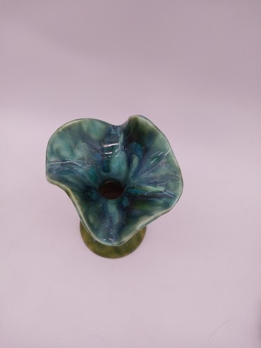 Vintage Art Studio Pottery Bud Vase Green Drip Glaze Artist Signed 8" - Picture 3 of 9