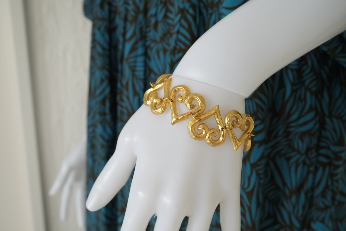 VINTAGE YSL BRACELET YVES SAINT LAURENT HEART LINK BRACELET
