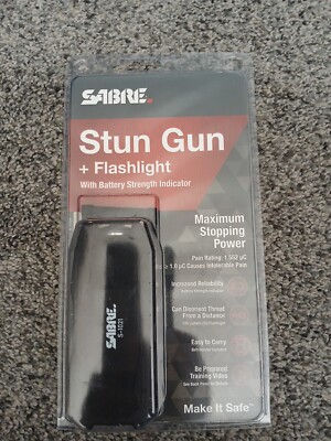 SABRE S-1021 3-IN-1 STUN GUN WITH FLASHLIGHT AND BATTERY STRENGTH INDICATOR New