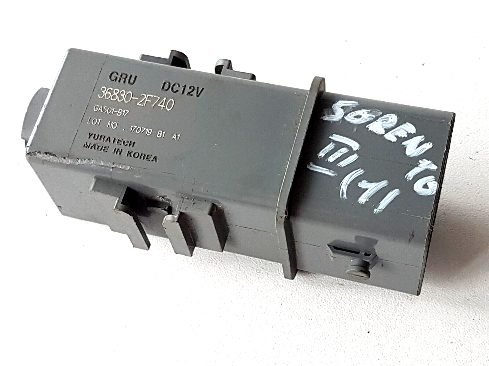 KIA Sorento 2016 Glow plug pre heat relay 368302F740 REM29675 for sale