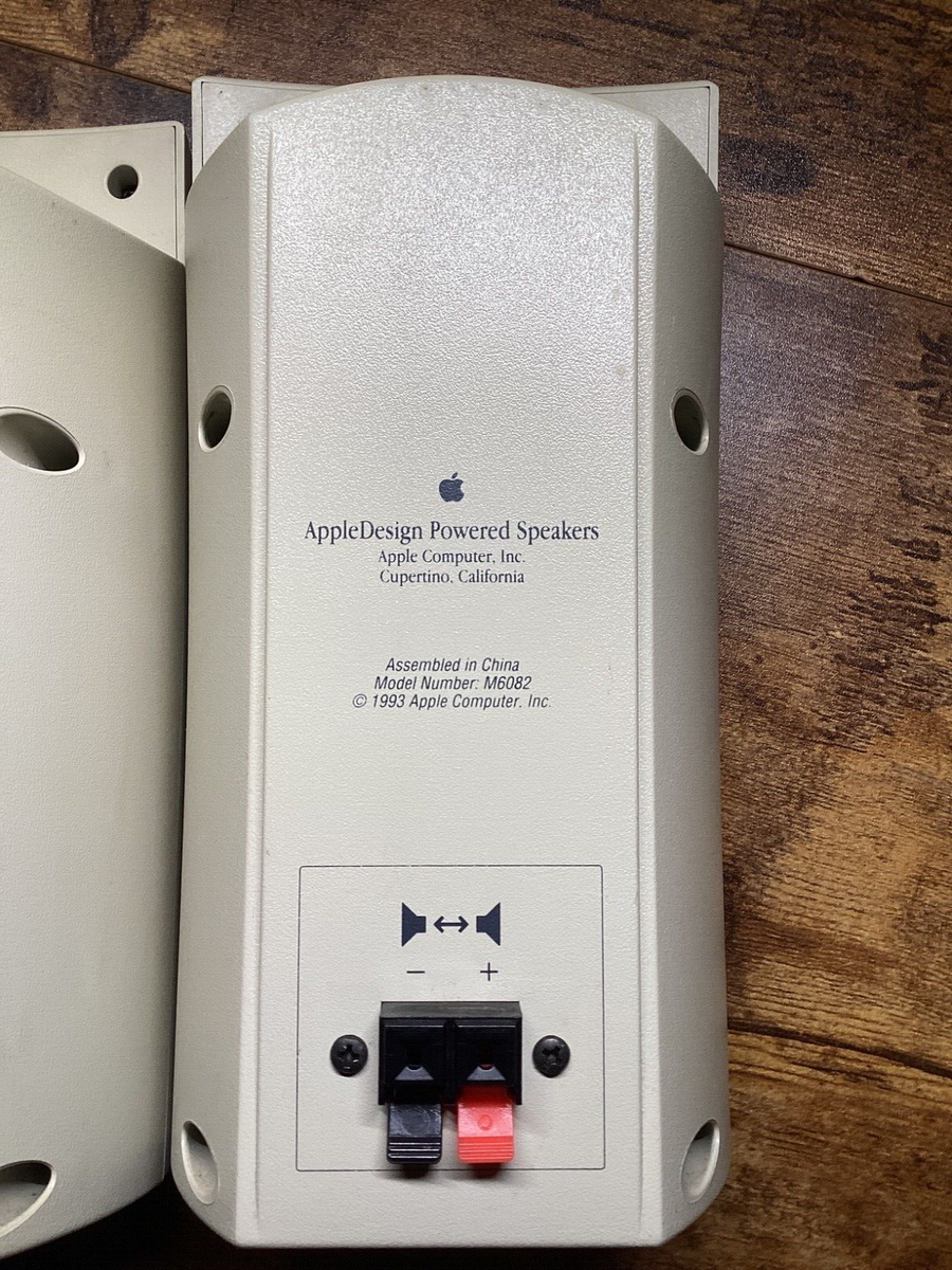 Vintage AppleDesign Powered Speakers 1993 M6082 With Power Adapter