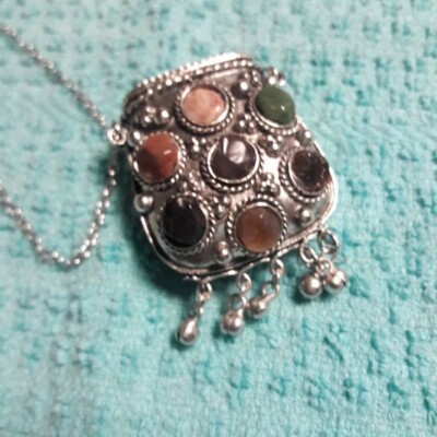 India 45MM Gemstone Antique Silver Brass Poison Locket Purse