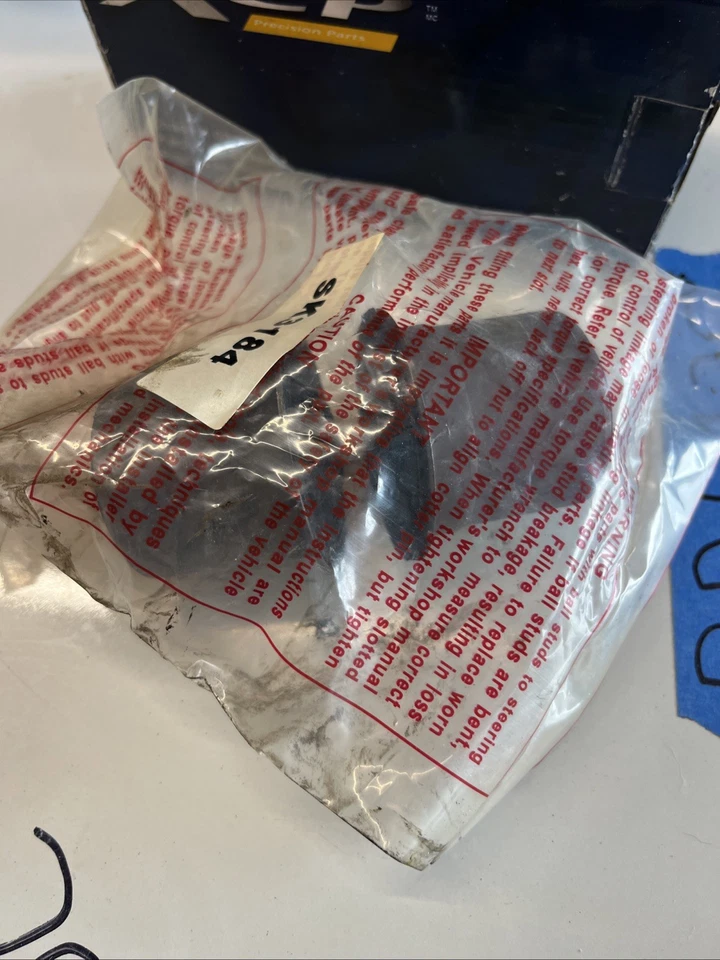 Kit de buje de brazo de control superior XCP BB3184 para camioneta Chevy GMC SUV 2x2 tracción trasera Foto 4 de 4