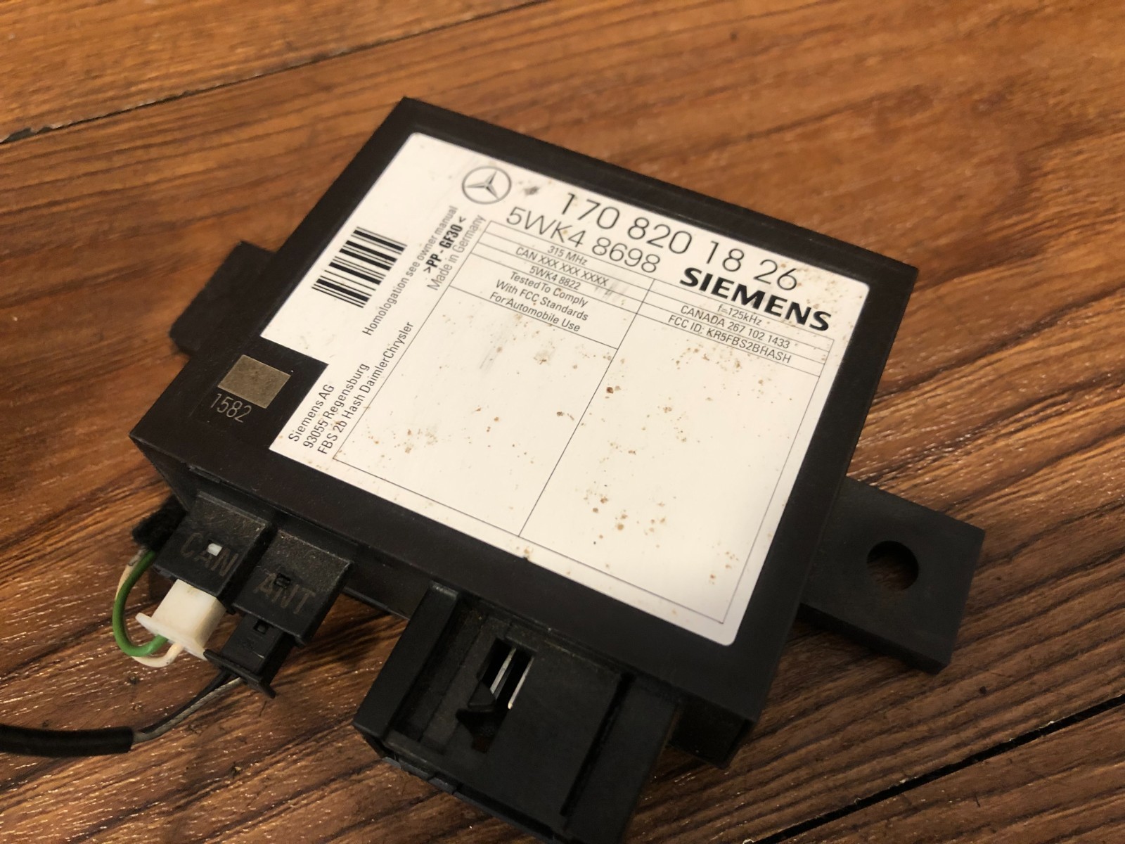 04-08 CHRYSLER CROSSFIRE IGNITION SWITCH KEY TRANSPONDER IMMOBILIZER MODULE OEM