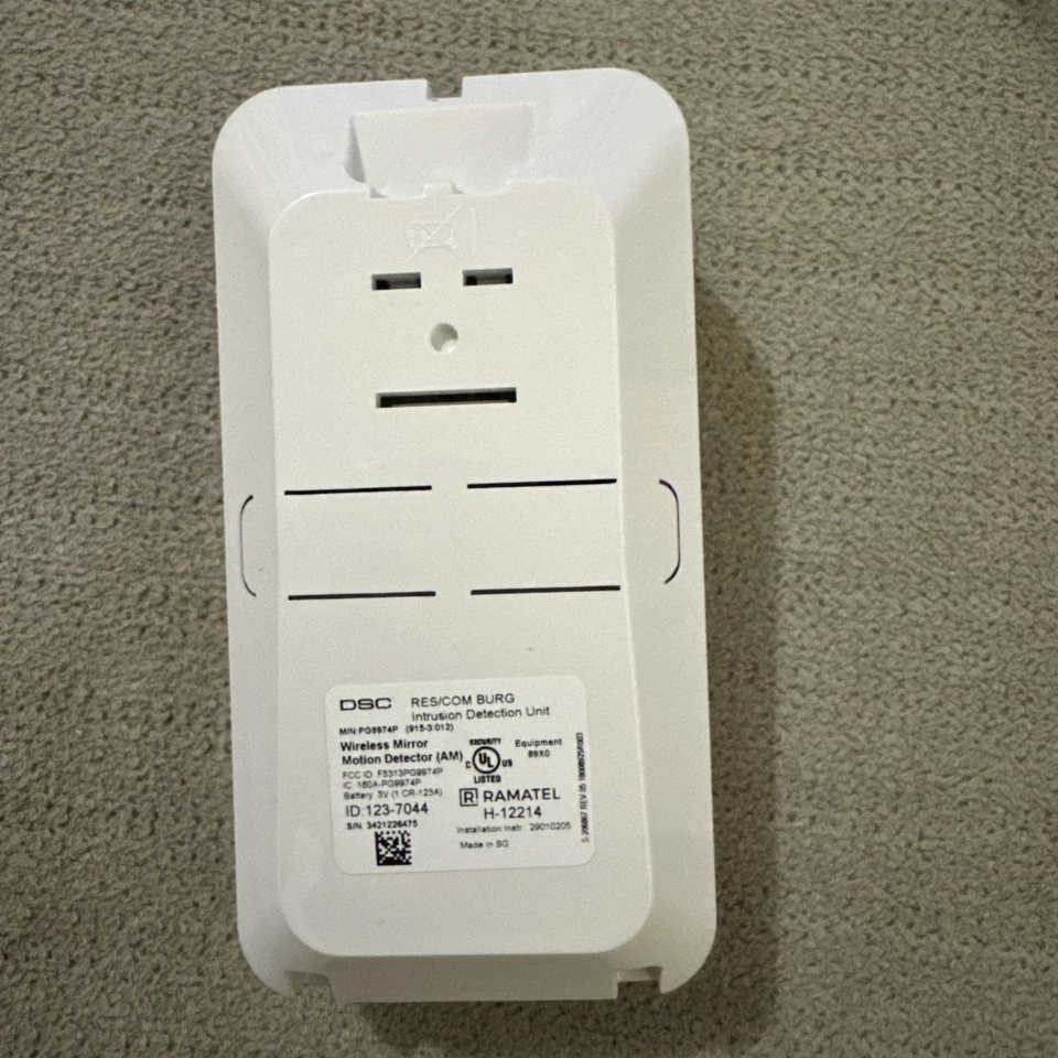 DSC PowerG PG4974P Wireless Mirror Optic PIR Motion Detector - Image 3 of 4