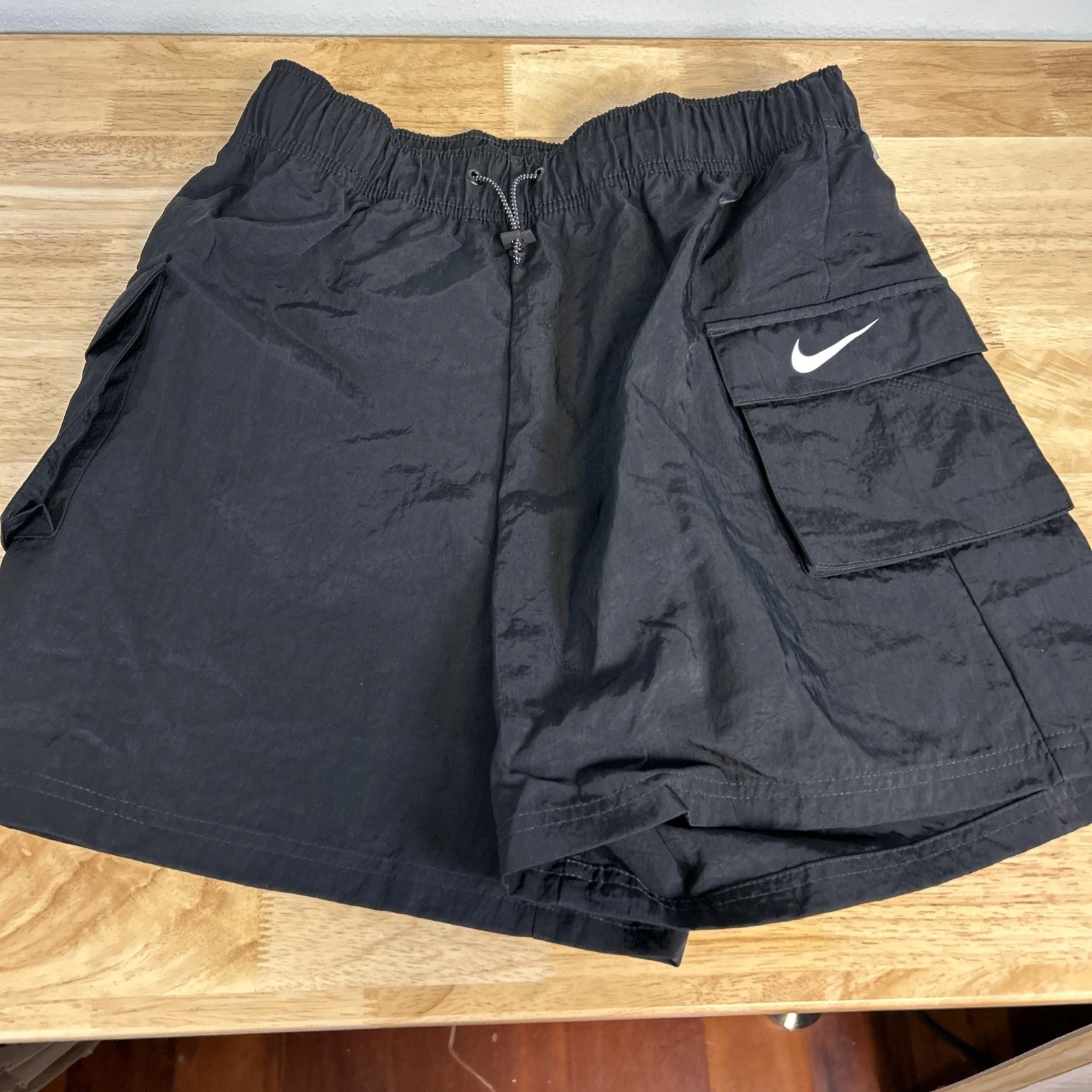 Nike Sportswear Essential Shorts Womens Small Black Woven High Rise Loose Fit